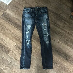 Dark wash American eagle jeans size US 4